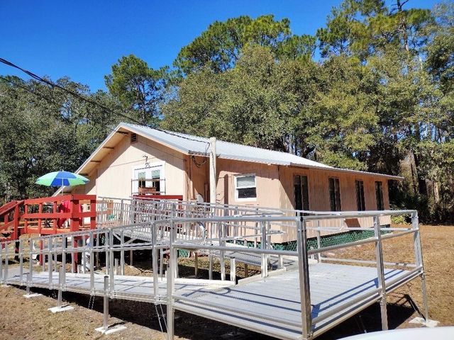 1916 LAUREL AVENUE, Bunnell, FL 32110