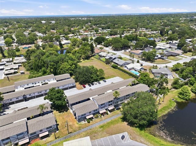 1127 KING ARTHUR COURT 316, Dunedin, FL 34698