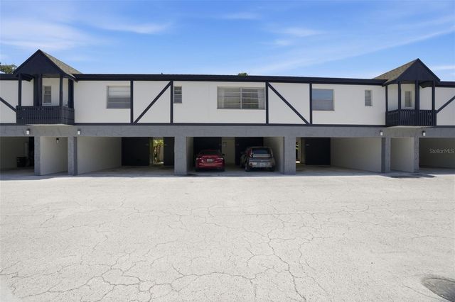 1127 KING ARTHUR COURT 316, Dunedin, FL 34698