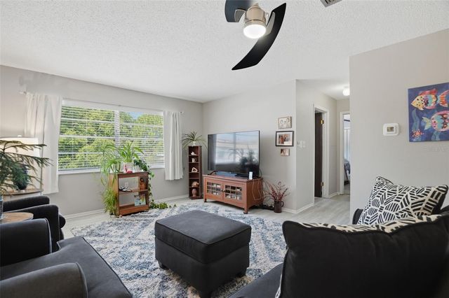 1127 KING ARTHUR COURT 316, Dunedin, FL 34698