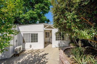 2728 Mayfield Avenue B, La Crescenta, CA 91214