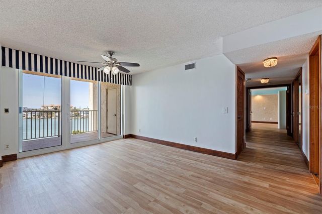 736 ISLAND WAY 504, Clearwater Beach, FL 33767