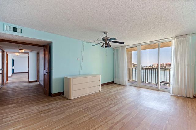 736 ISLAND WAY 504, Clearwater Beach, FL 33767