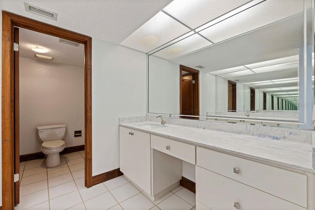 736 ISLAND WAY 504, Clearwater Beach, FL 33767