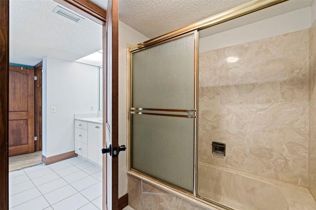 736 ISLAND WAY 504, Clearwater Beach, FL 33767