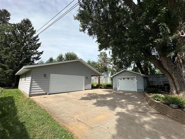 2741 Alpine Road, Eau Claire, WI 54703