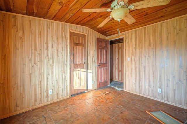 2830 County Road 290, Angleton, TX 77515