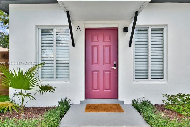 2055 NE 140th St, North Miami Beach, FL 33181