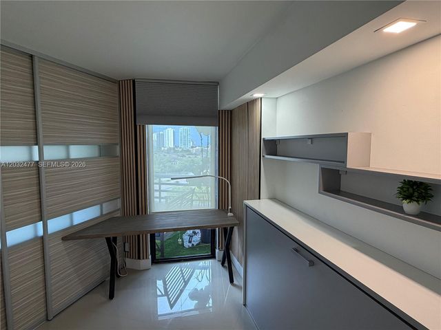 3300 NE 192nd Street 1109, Aventura, FL 33180