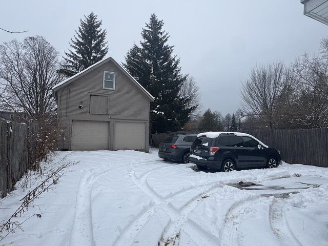 235 North Street, Burlington, VT 05401