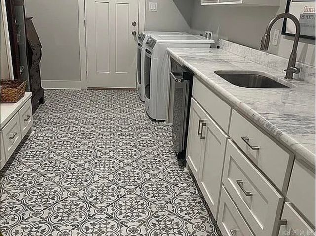 7317 Lake Point Circle, Benton, AR 72019