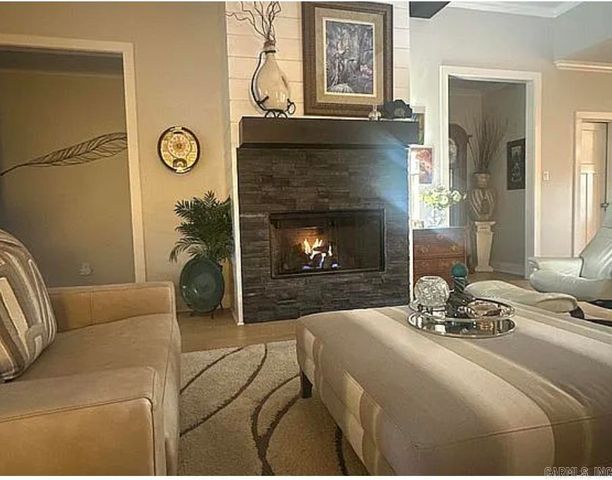 7317 Lake Point Circle, Benton, AR 72019