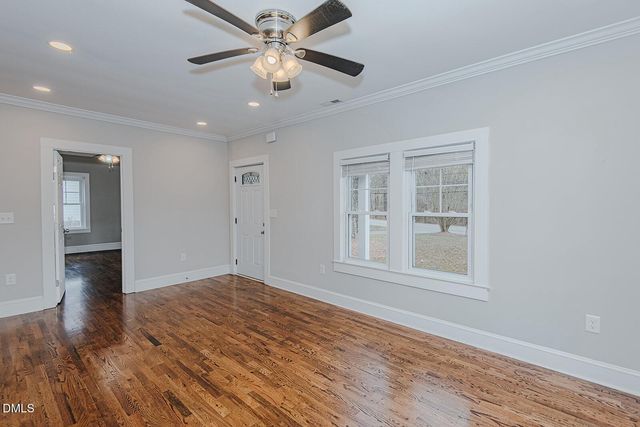 313 Nc 86, Hillsborough, NC 27278