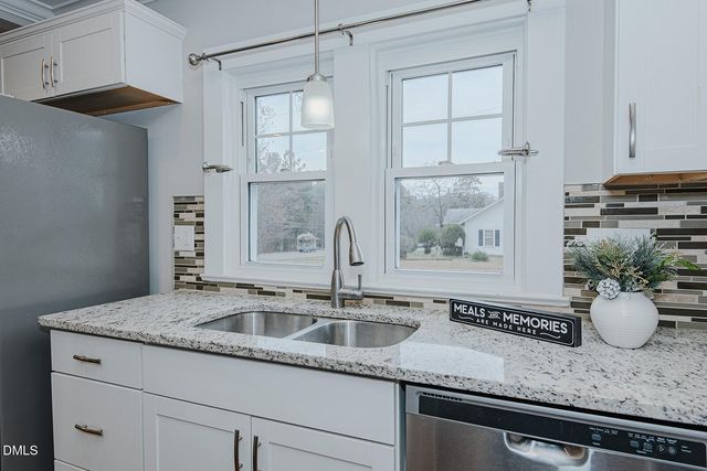 313 Nc 86, Hillsborough, NC 27278