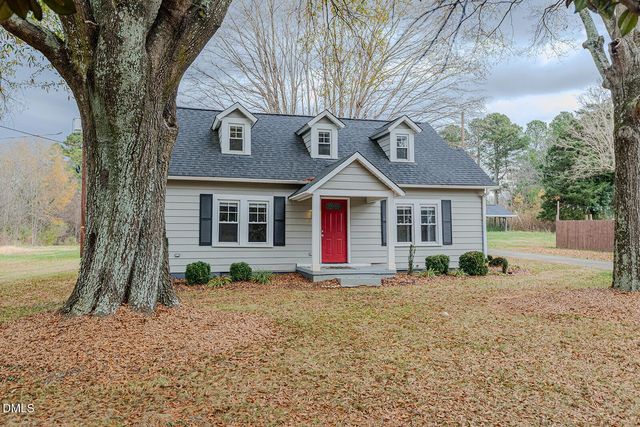 313 Nc 86, Hillsborough, NC 27278