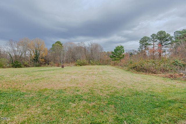 313 Nc 86, Hillsborough, NC 27278