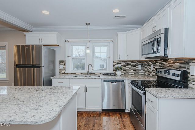 313 Nc 86, Hillsborough, NC 27278