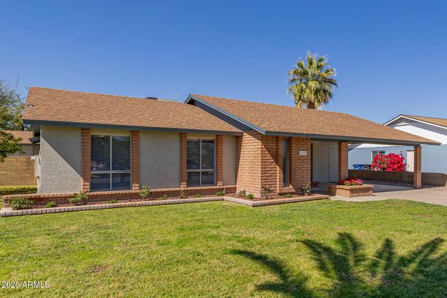 2230 E FRYE Road, Chandler, AZ 85225