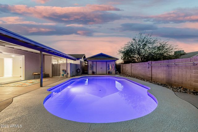 2230 E FRYE Road, Chandler, AZ 85225