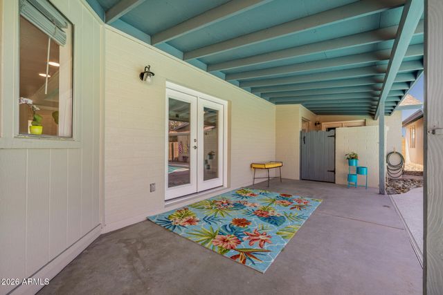 2230 E FRYE Road, Chandler, AZ 85225