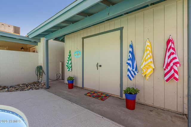 2230 E FRYE Road, Chandler, AZ 85225