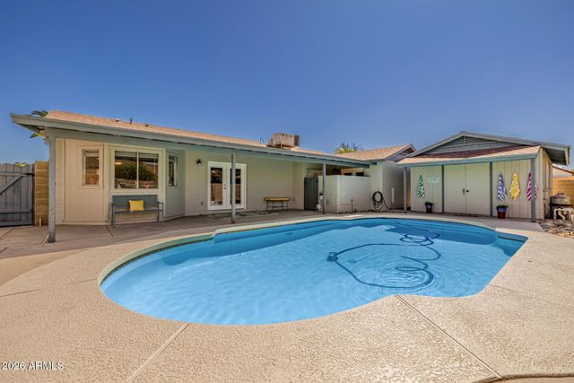 2230 E FRYE Road, Chandler, AZ 85225