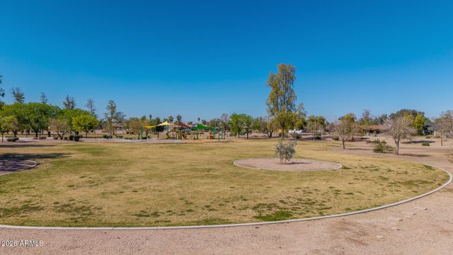 2230 E FRYE Road, Chandler, AZ 85225