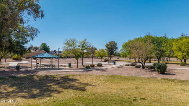 2230 E FRYE Road, Chandler, AZ 85225