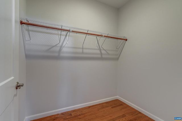 76 ELK MEADOW DR, Afton, VA 22920