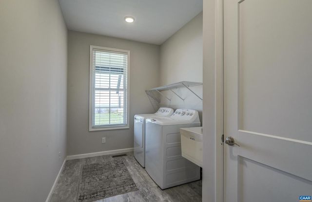 76 ELK MEADOW DR, Afton, VA 22920