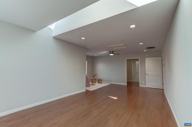 76 ELK MEADOW DR, Afton, VA 22920