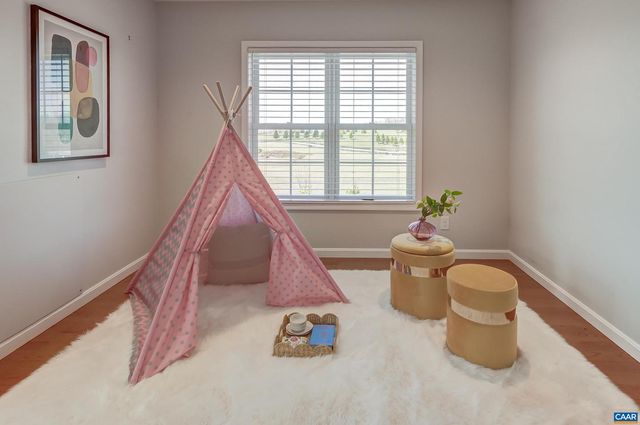 76 ELK MEADOW DR, Afton, VA 22920