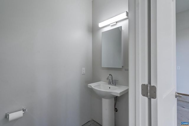 76 ELK MEADOW DR, Afton, VA 22920