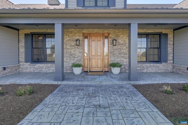 76 ELK MEADOW DR, Afton, VA 22920