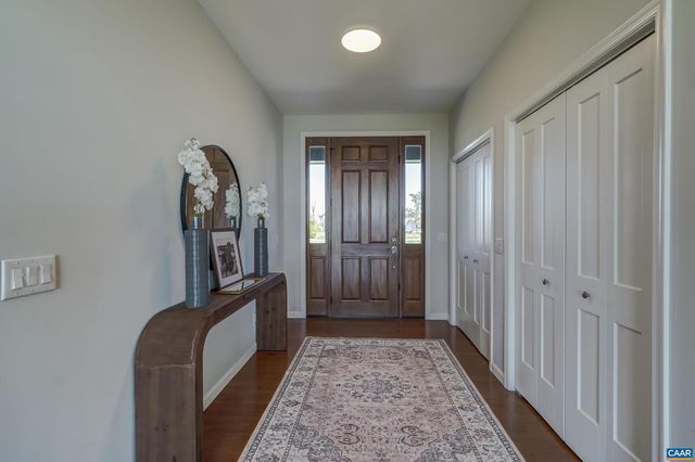 76 ELK MEADOW DR, Afton, VA 22920