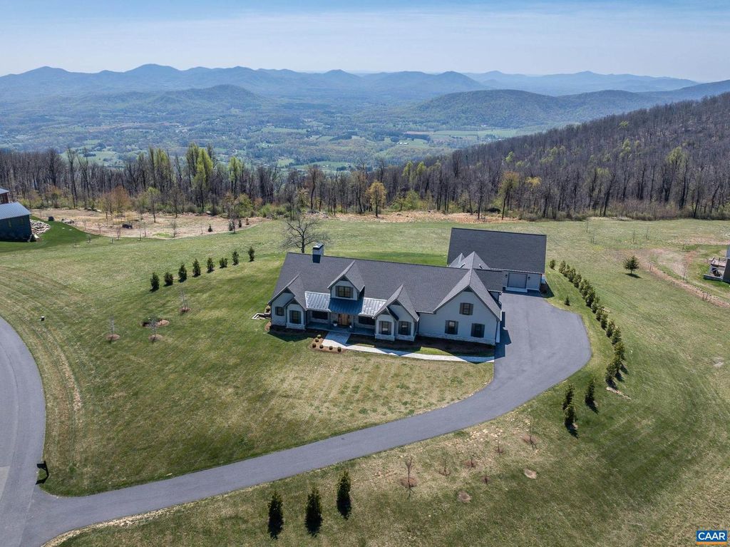 76 ELK MEADOW DR, Afton, VA 22920