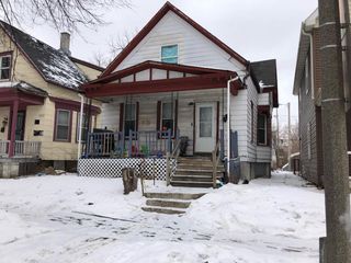 2748 N 11th STREET, Milwaukee, WI 53206