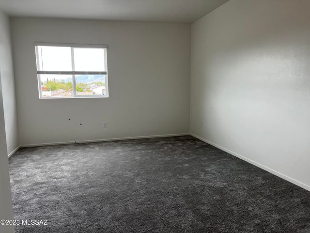 1868 S Poetry Lane, Tucson, AZ 85711