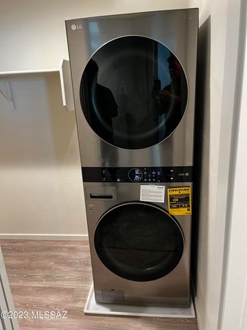 1868 S Poetry Lane, Tucson, AZ 85711