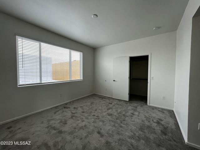 1868 S Poetry Lane, Tucson, AZ 85711