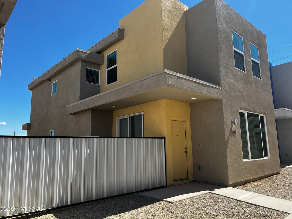 1868 S Poetry Lane, Tucson, AZ 85711