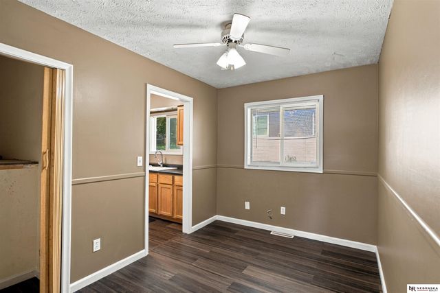 12620 A Street, Omaha, NE 68144