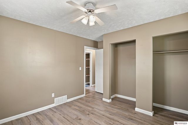 12620 A Street, Omaha, NE 68144