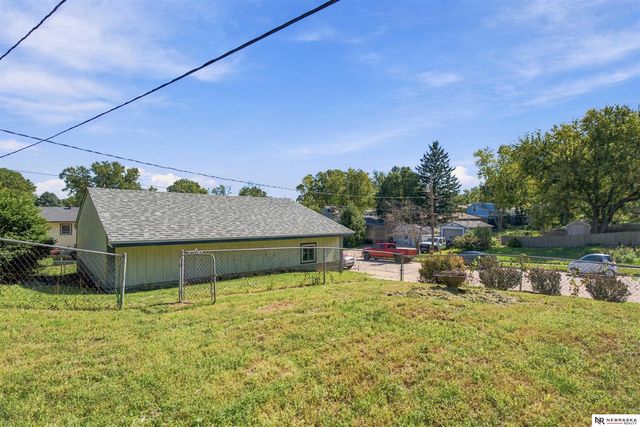 12620 A Street, Omaha, NE 68144