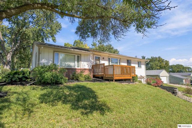 12620 A Street, Omaha, NE 68144