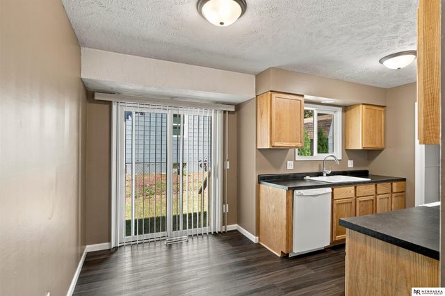 12620 A Street, Omaha, NE 68144