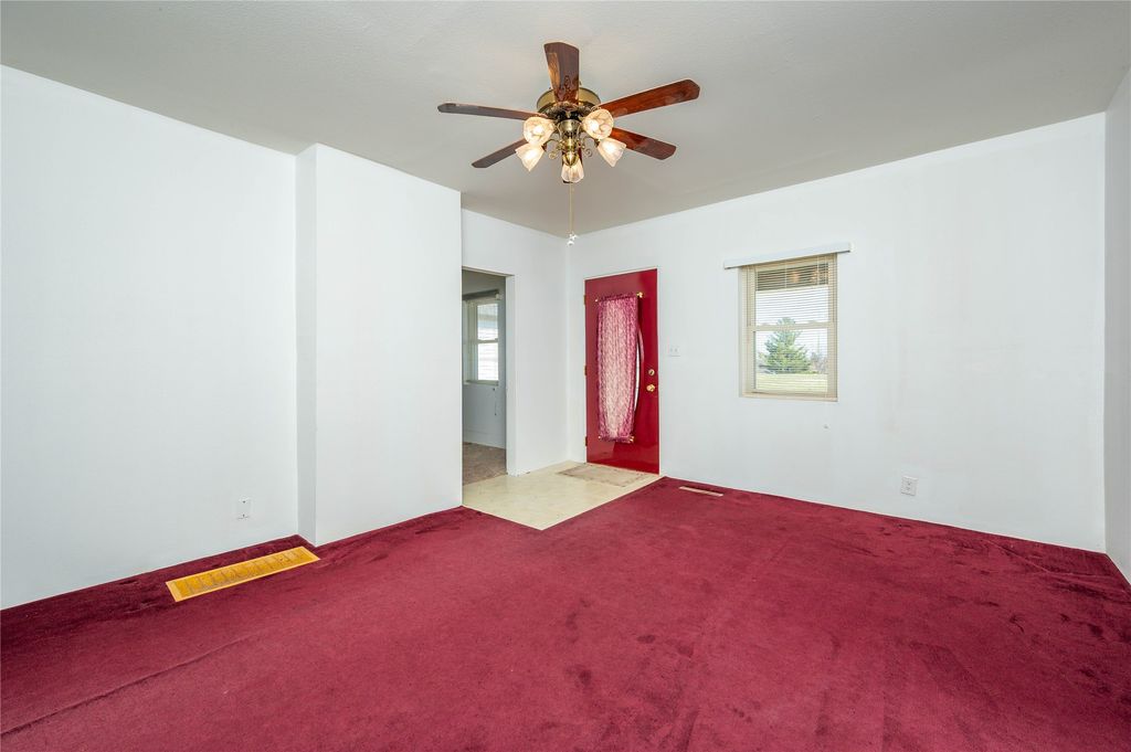 508 Williams Street, Brooklyn, IA 52211