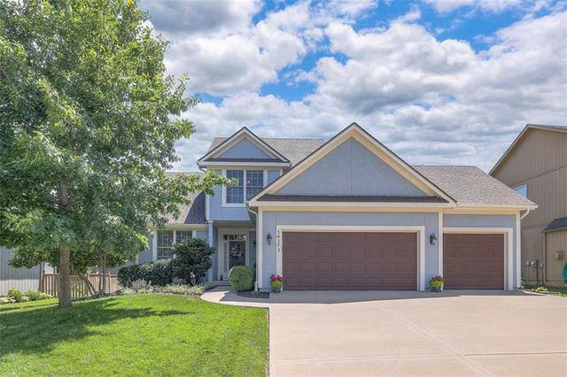 16171 S Britton Street, Olathe, KS 66062
