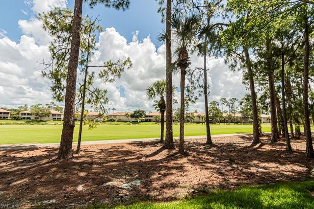 3977 Bishopwood CT E 206, Naples, FL 34114