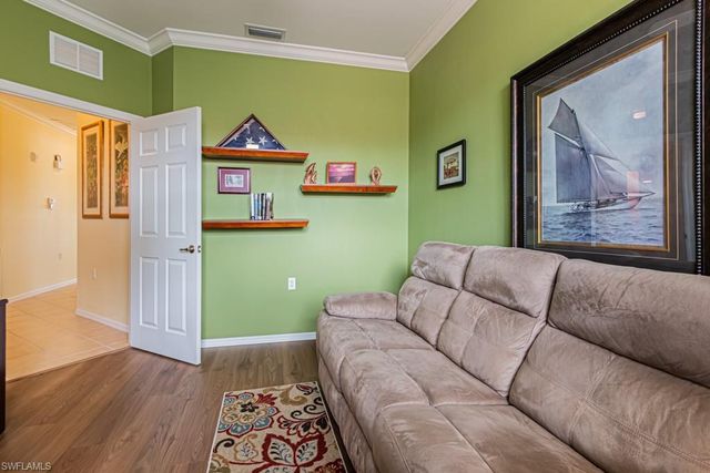 3977 Bishopwood CT E 206, Naples, FL 34114